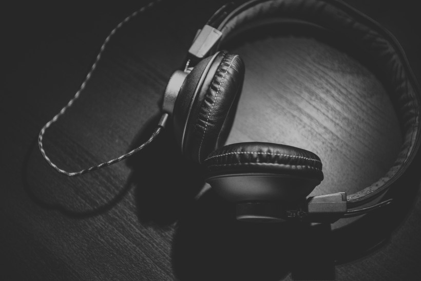 photo-Headphones-music