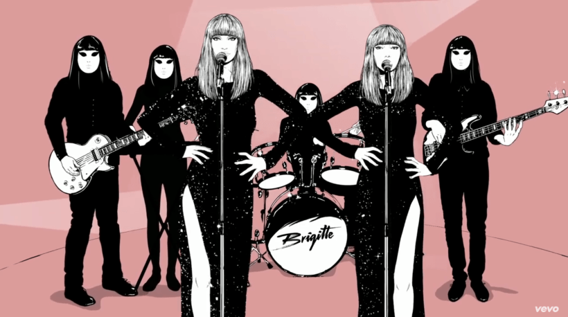 Capture d'écran du clip musical "L'échappée Belle" par le groupe Brigitte