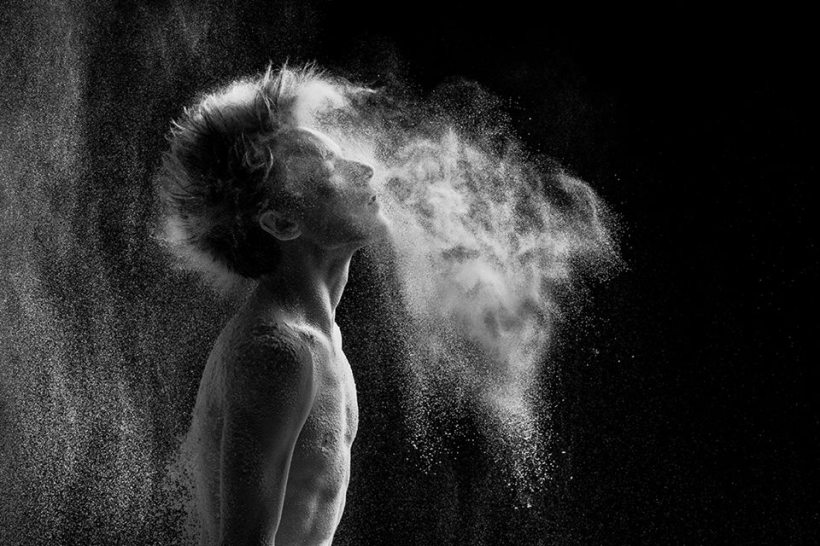 Alexander Yakovlev immortalise les mouvements de danseurs dans sa série "Mirage"