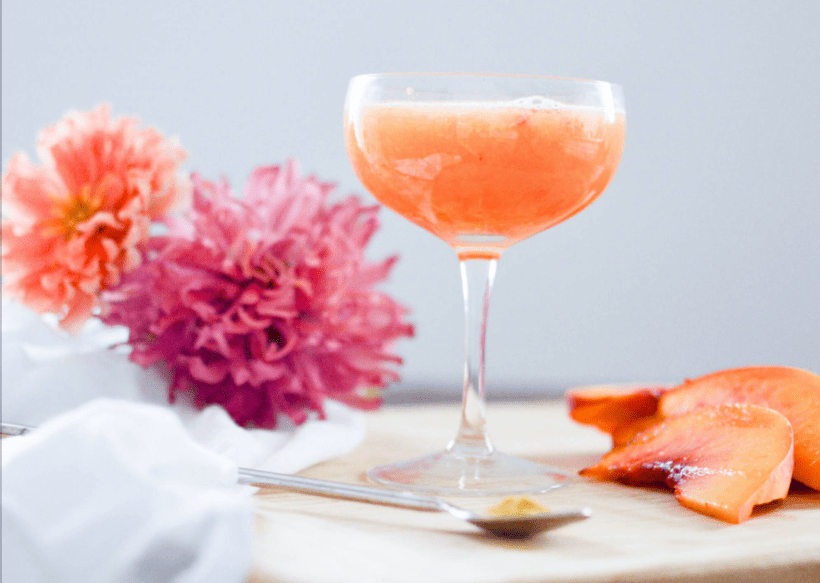 Recettes de cuisine couleur corail comme la couleur Pantone de l'année 2019 'Living Coral'